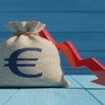 Global Debt Hits $330 Trillion as Emerging Markets Grow More Vulnerable