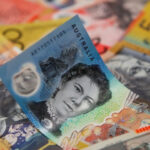 Global Stocks Advance as Markets Bet on End to US Government Shutdown