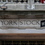 TON Falls to US $1.93 as Altcoins Lag Behind Bitcoin in Risk-Off Crypto Market