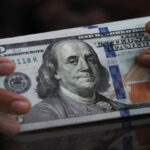 Global Markets Cool as AI Rally Falters and Weak China Data Triggers Risk Pullback