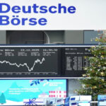 Investor Risk Grows as Crypto and Private Credit Enter Retirement Portfolios