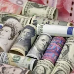 Bitcoin Holds $69,000 Amid Oil Surge and Gold Drop as Analysts Advise Caution