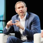 Bitcoin Holds Steady While Altcoins Surge in Liquidity Driven Relief Rally