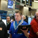 Sterling Surges as Trump Postpones Strikes on Iranian Power Plants